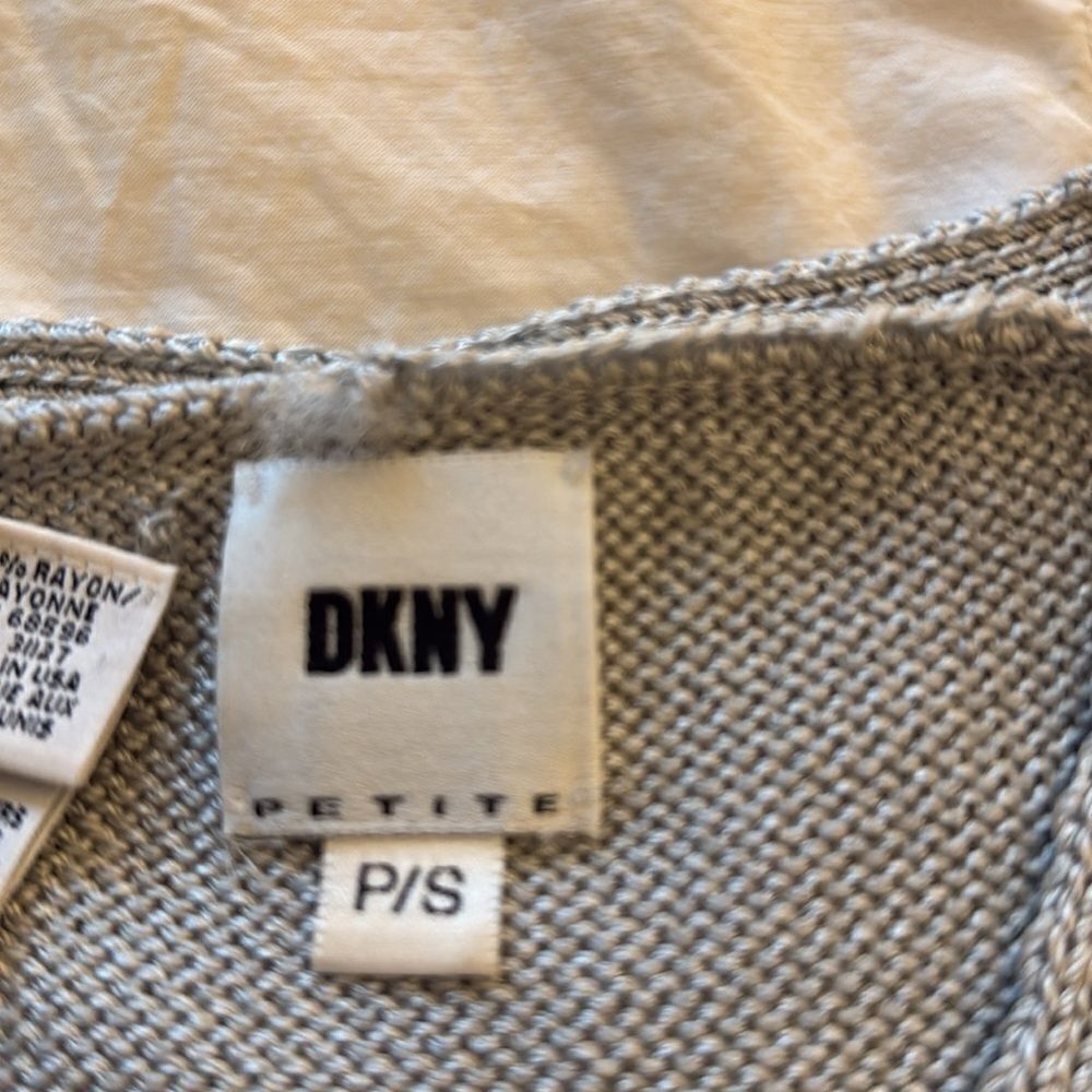 DKNY Petite Light Gray Metallic Long Sleeve Sweater with Open Knit Hem. Size S. - Picture 9 of 11